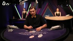 Tampilan turnamen di platform madrid303 dengan kategori sepak bola, live dealer, dan slot